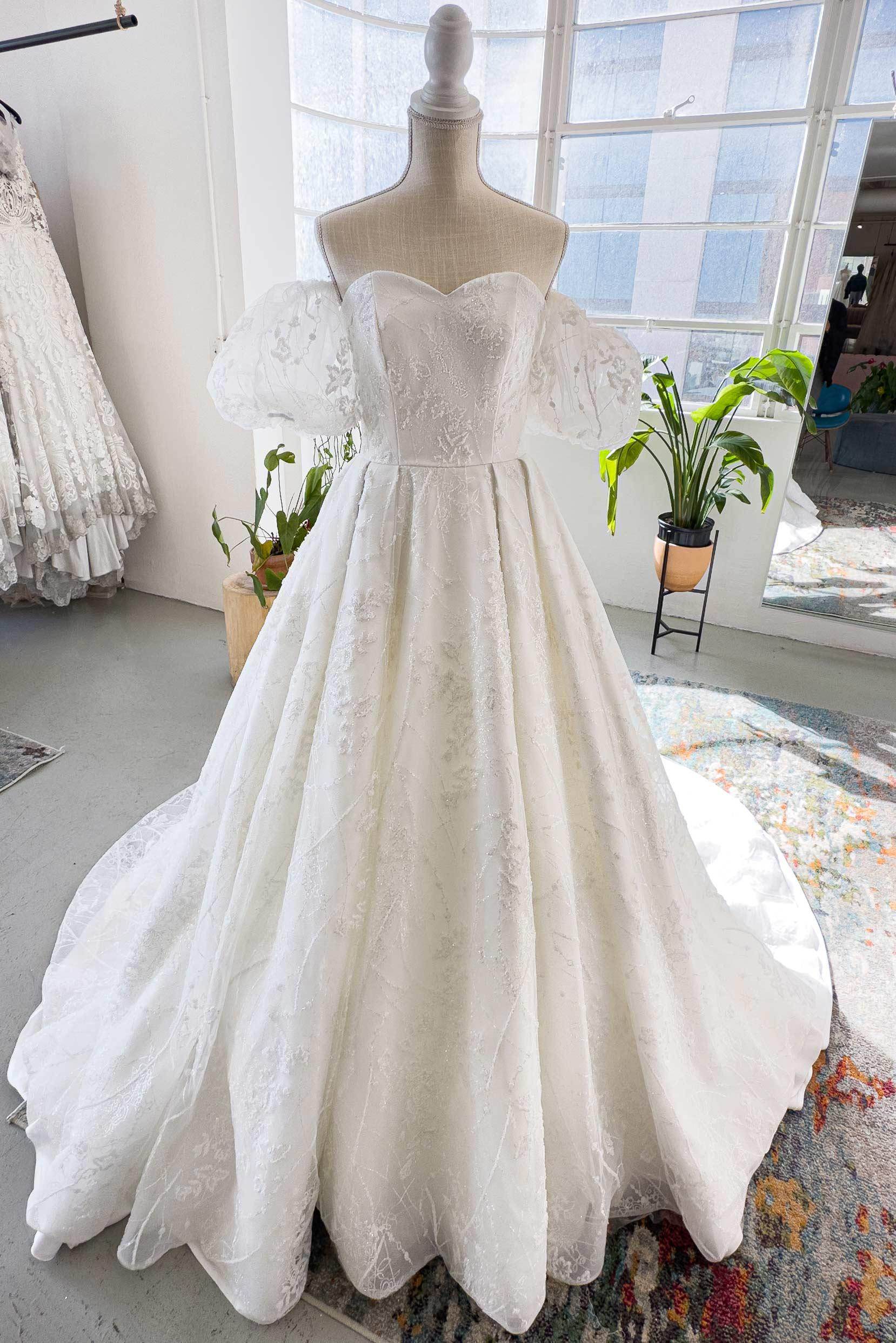 A-Line Chapel Train Lace Tulle Wedding Dress CW2986 - COCOMELODY